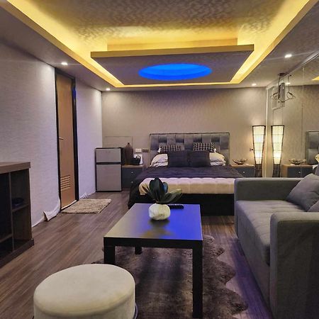 Avana Hills Boracay Liltime Deluxe Suite Balabag  ภายนอก รูปภาพ